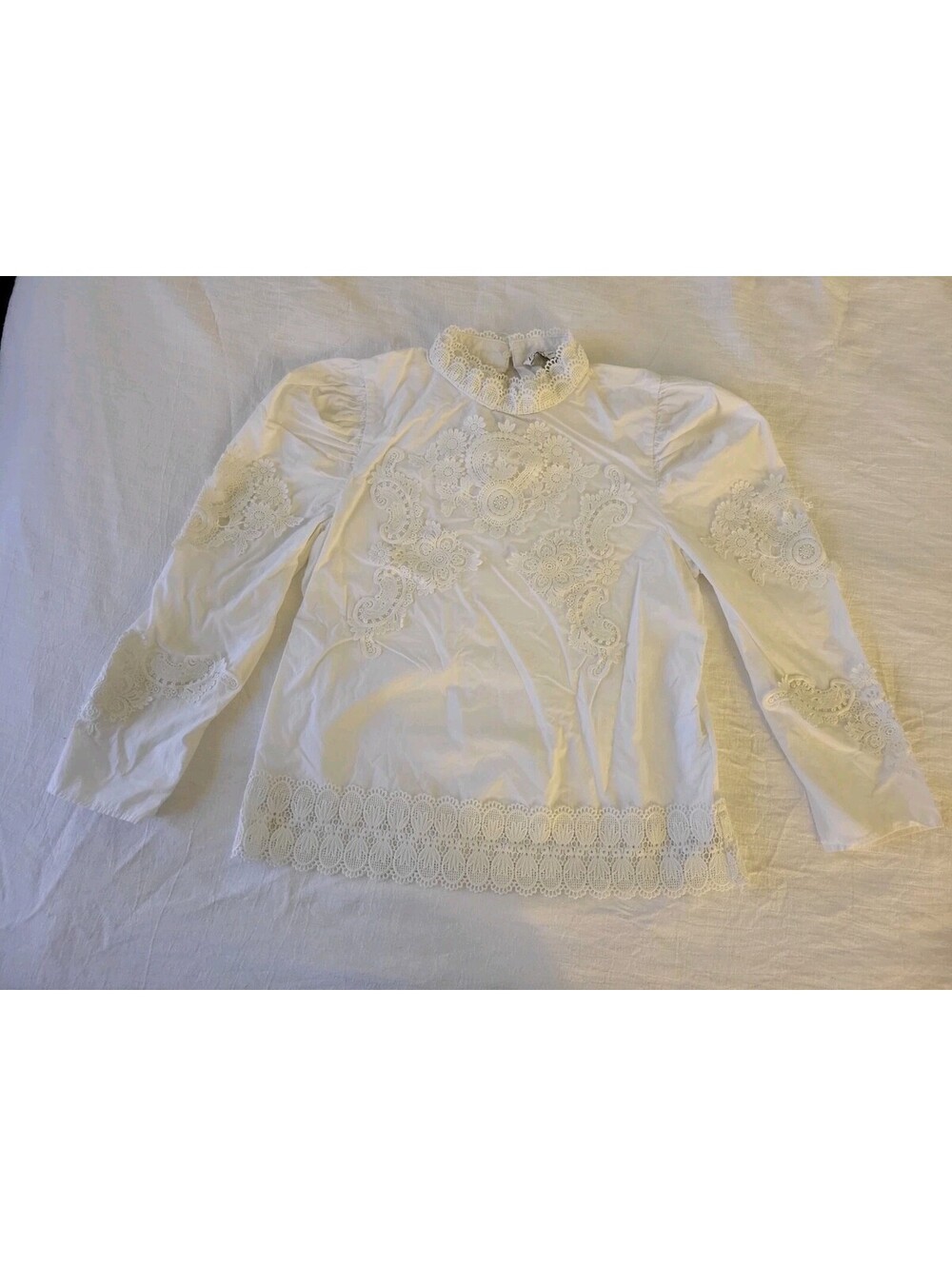 Zara Women’s White High Neck Lace Embroidered Blouse Long Sleeve Size M
